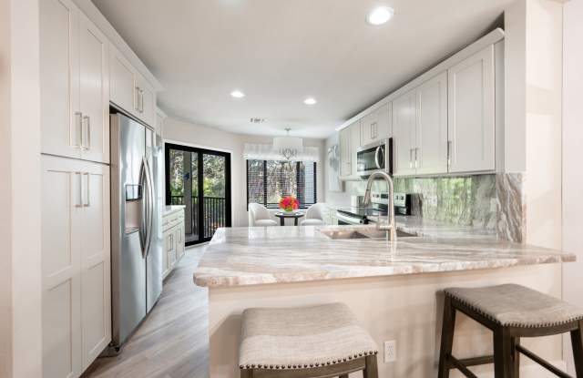 27113 Oakwood Lake Dr - 27113 Oakwood Lake Drive, Bonita Springs, FL 34134
