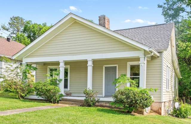 Home For Rent Near Historic Downtown Clarksville! Gallery 4