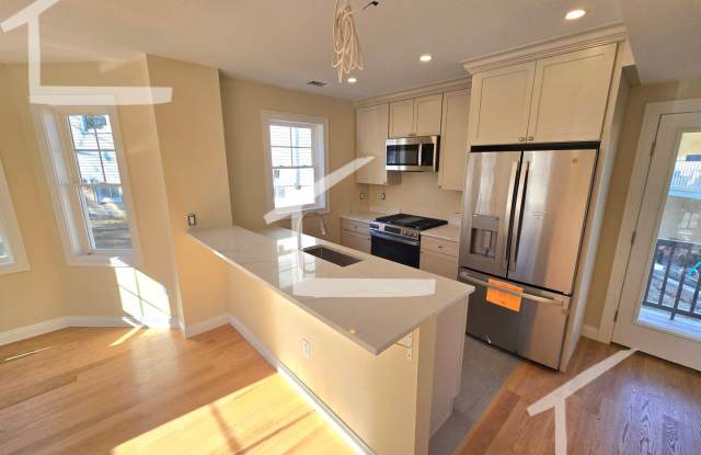 3-bed, 3-bath Townhouse in Brighton - 2 Parking Spots Incl! photos photos