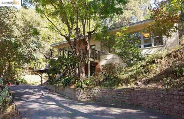 1940 Gouldin Road photos photos