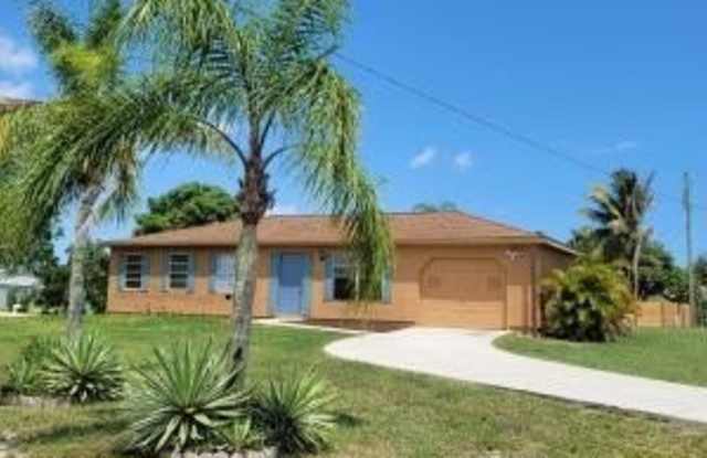 311 SW Virden Court Gallery 2