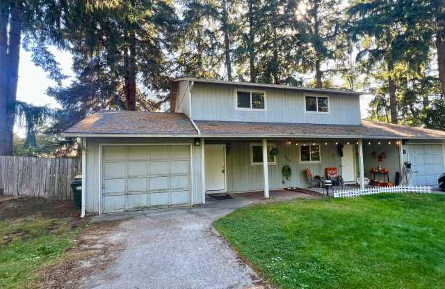 Pending application; Newly Updated Duplex (Unit A) - Water included! photos photos