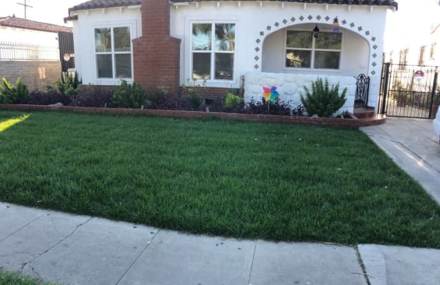 7039 Mission Pl - 7039 Mission Place, Huntington Park, CA 90255