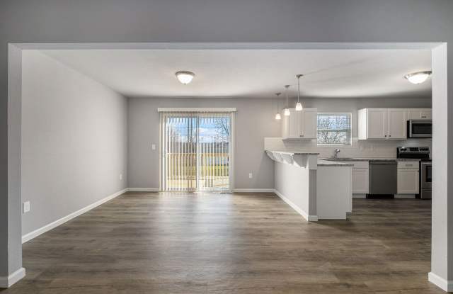 1 Month FREE Rent! Applied to Your First Full Month. Terms & Conditions Apply. Gallery 4