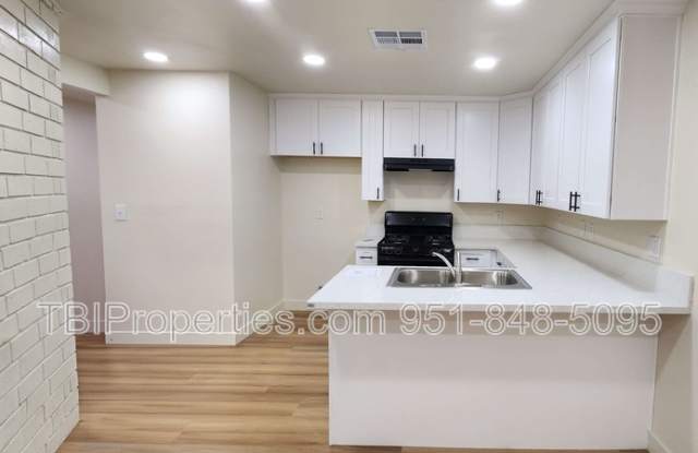 1417 N Pennsylvania Ave photos photos