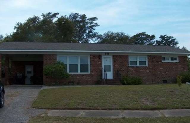 500 Mansfield Parkway - 500 Mansfield Parkway, Morehead City, NC 28557