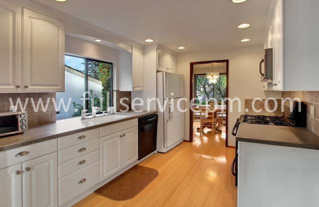 4609 158th Ave SE Gallery 4