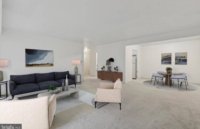 118 DRUMMERS LN #118 - 118 Drummers Lane, Wayne, PA 19087