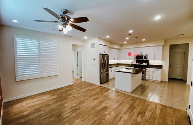88 Tallowood - 88 Tallowood, Irvine, CA 92620