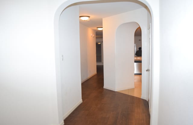 1308 Linwood Ln Gallery 2