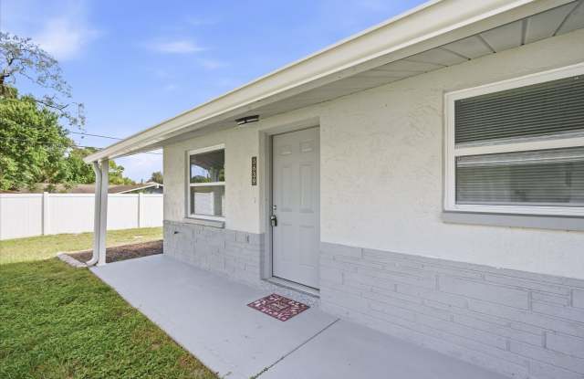 NEWLY REMODELED AND READY FOR YOU TO MOVE IN! Gallery 3