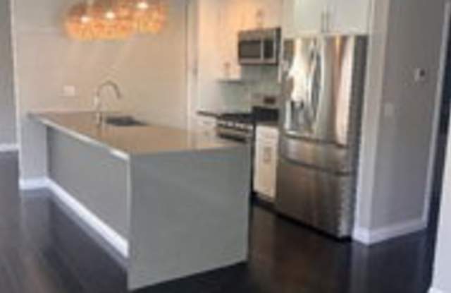 7865 Bleriot Avenue Gallery 4
