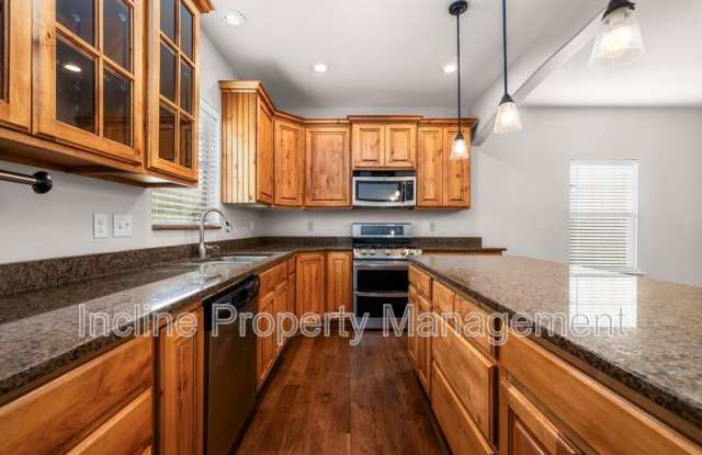 2071 W Crescent Row Gallery 3