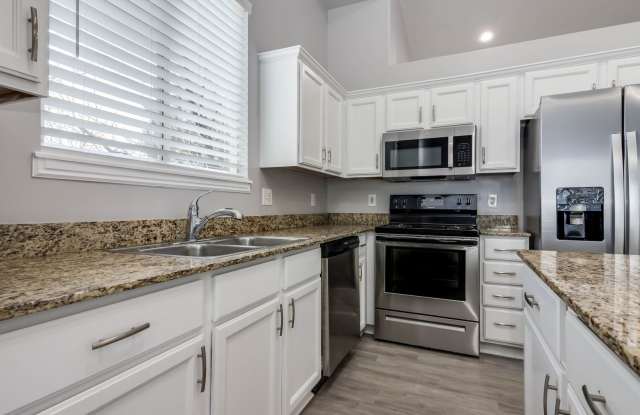 Gorgeous Four Bedroom Home, 2600 sq. ft., Draper, :2 Master Suites photos photos
