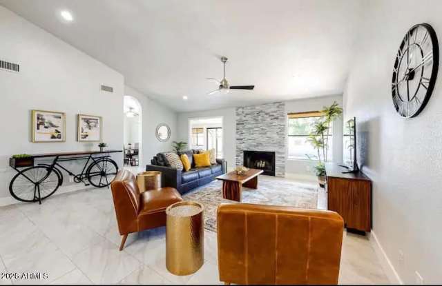 10734 N 108TH Place Gallery 4