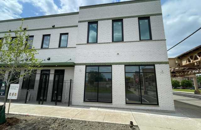 6302 S Champlain Avenue Gallery 2