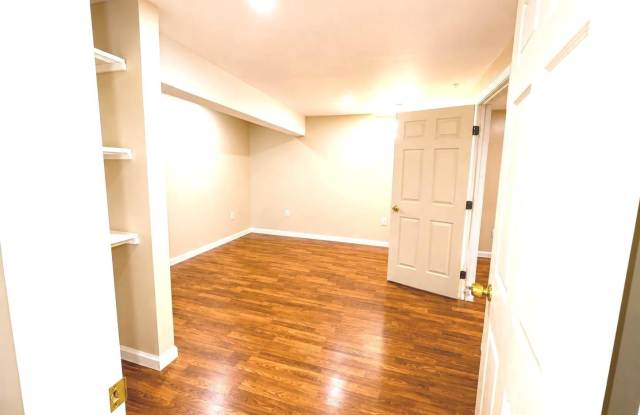 6600 LONG SHADOW Court Gallery 2
