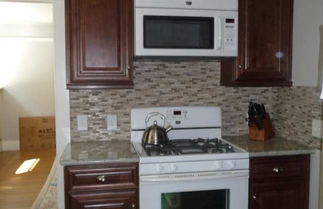 1604 Broadway, Alameda, CA 94501 - 1604 Broadway, Alameda, CA 94501