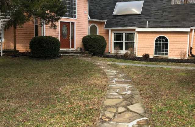 772 EASTERN POINT ROAD - 772 Eastern Point Road, Parole, MD 21401