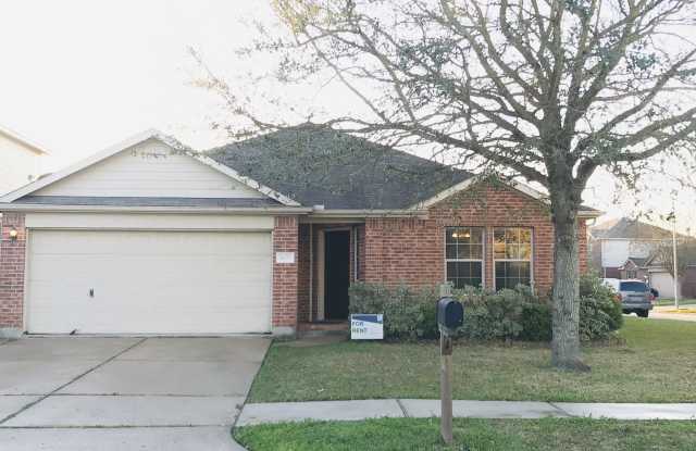 4527 Regal Dr. - 4527 Regal Dr, Baytown, TX 77521