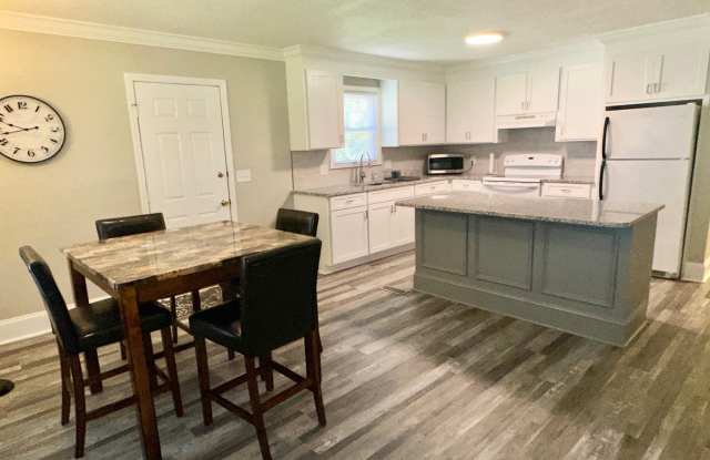 1205-A Furches Avenue photos photos