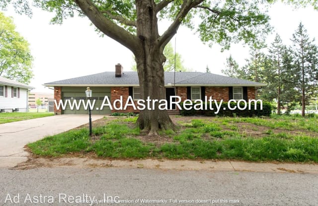 718 NW 5th St. - 718 Northwest 5th Street, Blue Springs, MO 64014