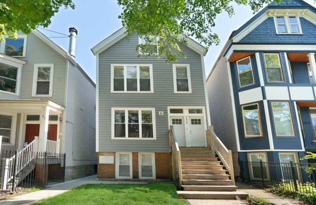 1319 W BARRY Avenue photos photos