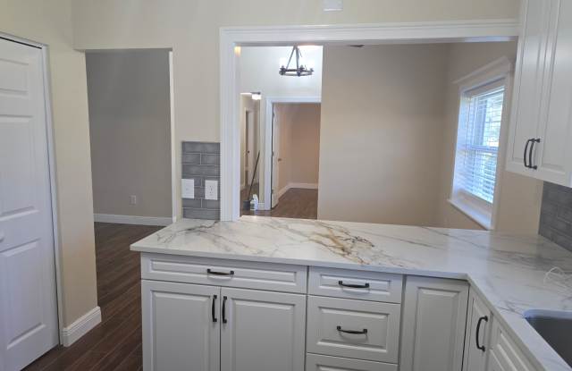1414 Cadhay Ct Gallery 3