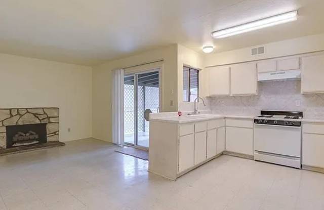 2323 East Regina Street photos photos