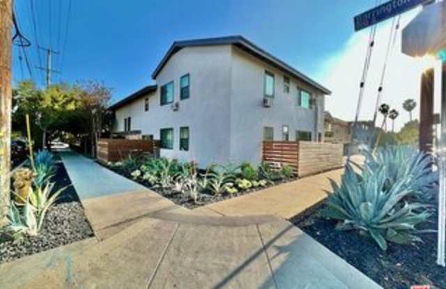 903 South Barrington Avenue Gallery 3