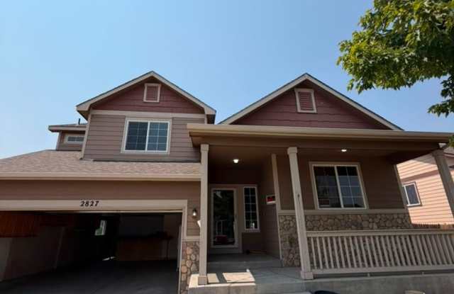 Spacious 4 Bed / 3 Bath Home in Desirable Greeley Neighborhood – Immediate Move-In photos photos