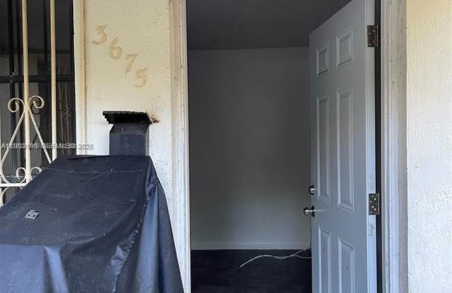 3675 Florida Ave photos photos