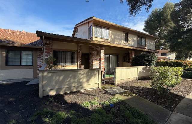 Clean and Spacious 3 Bedroom 1.5 Bath Townhouse Just Steps from Martial Cottle Park! photos photos