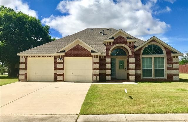 1618 Allen Drive - 1618 Allen Drive, Mesquite, TX 75149
