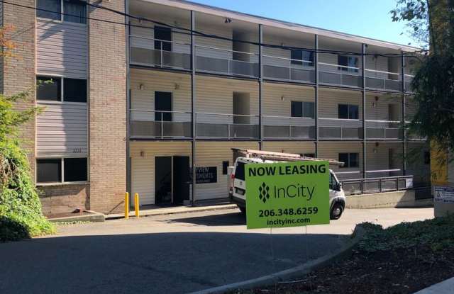 Bayview Apartments Gallery 2