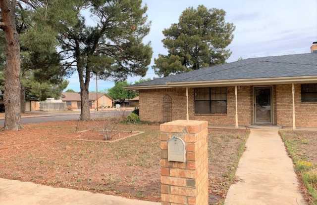 4018 Angelina Dr Gallery 2