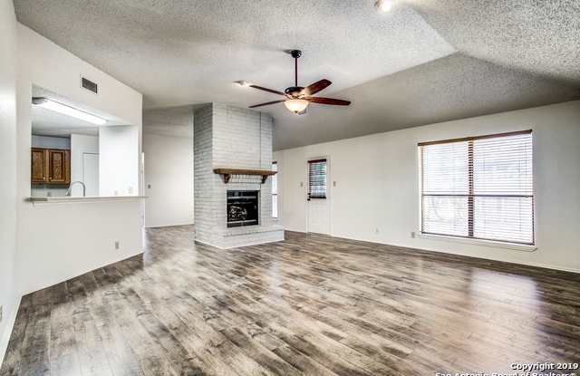 10930 LAKE PATH DR Gallery 2