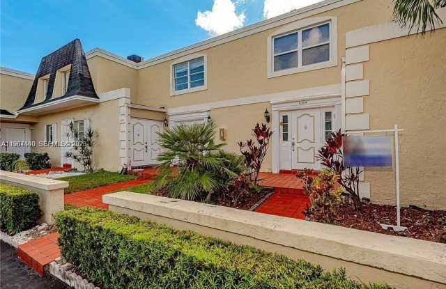 2304 NE 7th St photos photos 2304 NE 7th St photos photos