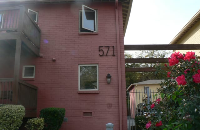 571 Formwalt St SW Unit 4 - 571 Formwalt Street Southwest, Atlanta, GA 30312