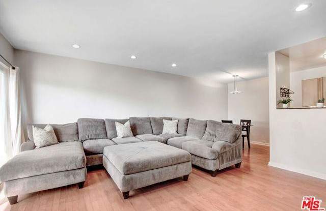 330 South Barrington Avenue - 330 South Barrington Avenue, Los Angeles, CA 90049