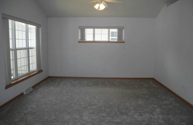 1577 O'keeffe Ave Gallery 4