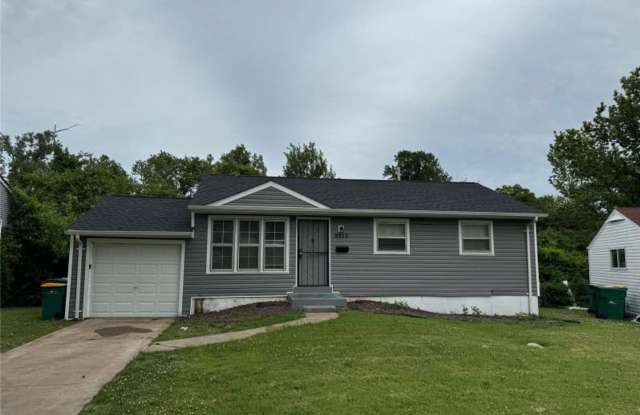 Welcome Home to 9312 Nelan! - 9312 Nelan Drive, Bellefontaine Neighbors, MO 63137 Welcome Home to 9312 Nelan! - 9312 Nelan Drive, Bellefontaine Neighbors, MO 63137