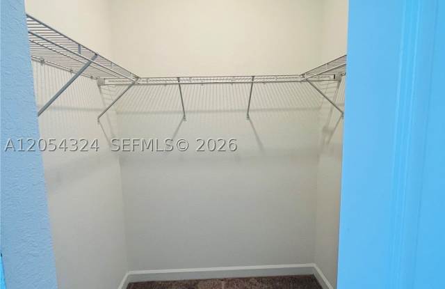 10124 SW 228th Ter Gallery 3