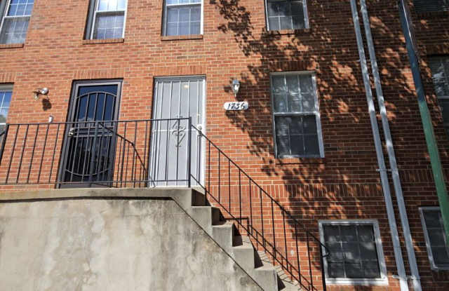Spacious 2-Bedroom Townhome – Newly Renovated  Move-In Ready! ** VOUCHER HOLDERS ONLY** photos photos