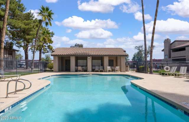 533 W GUADALUPE Road Gallery 3