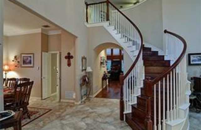 8613 Forest Glen Drive Gallery 2