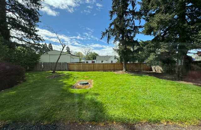 Pet Friendly Charming Remodeled 2 Bedroom Home! Gallery 4