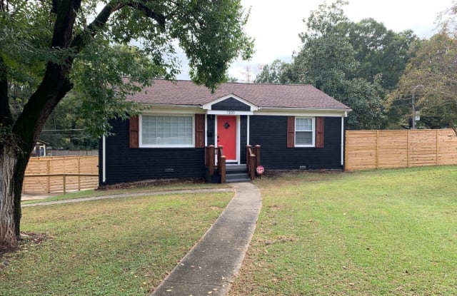 1300 Meadow Lane - 1300 Meadow Lane, Charlotte, NC 28205