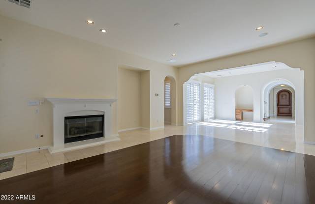 4371 S PECAN Drive Gallery 4