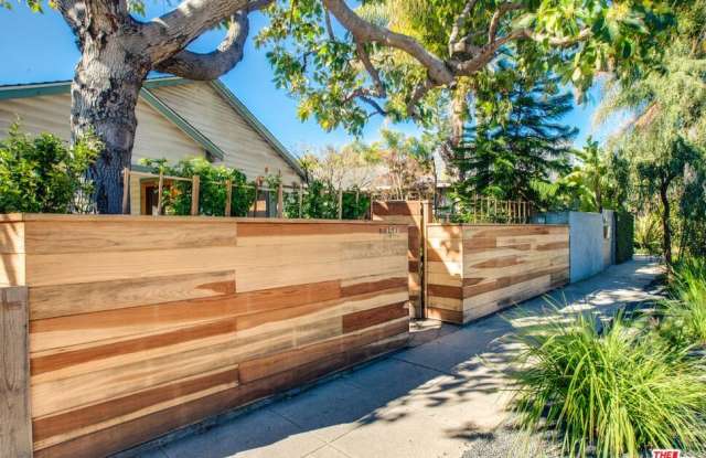 1548 Cabrillo Ave Gallery 2